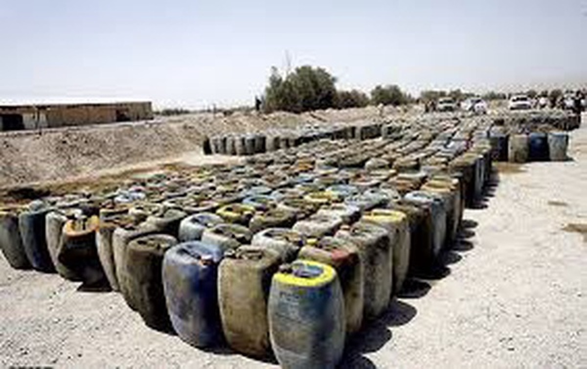 توقیف نیسان حامل سوخت قاچاق در زاهدان