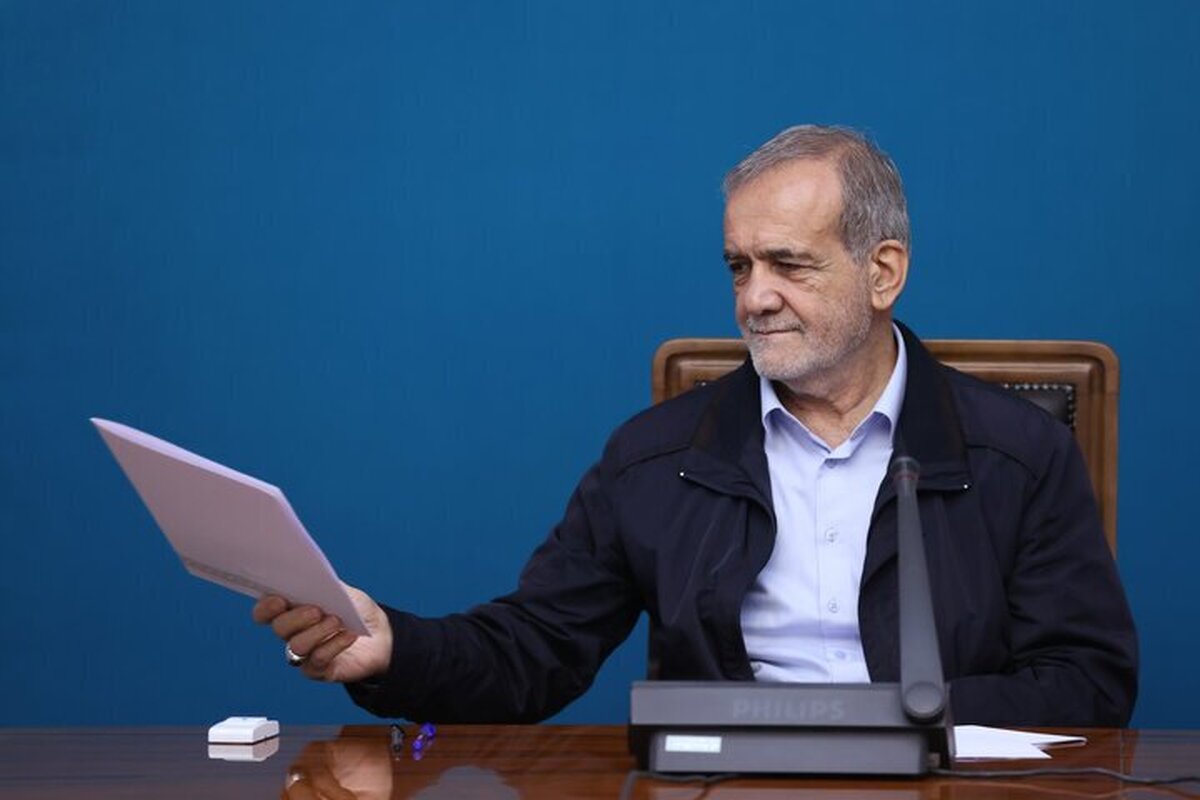 حضور بدون برنامه ریزی شده رئیس جمهور در سازمان برنامه و بودجه کشور