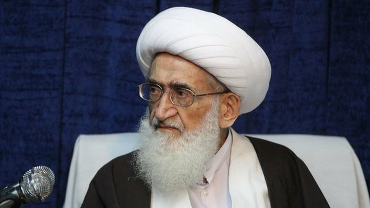 آیت‌الله نوری همدانی: کوتاهی برابر منکر بی‌حجابی گناه است
