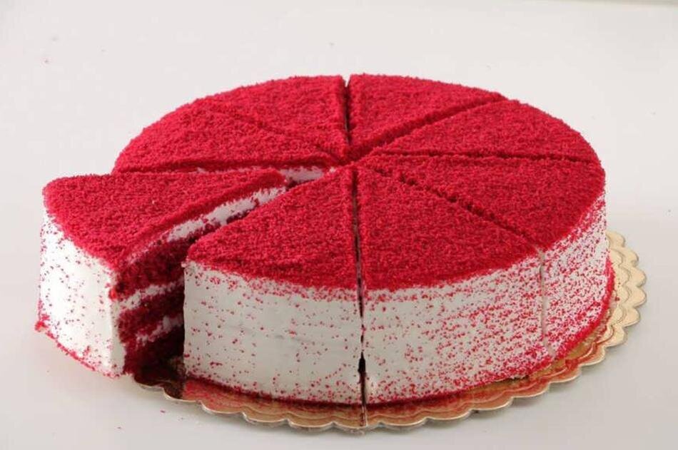 طرز تهیه ردولوت؛ این کیک با رنگ قرمزش یک انتخاب عالی برای شب یلداس!