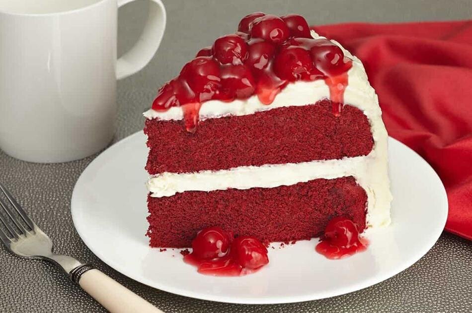 طرز تهیه ردولوت؛ این کیک با رنگ قرمزش یک انتخاب عالی برای شب یلداس!