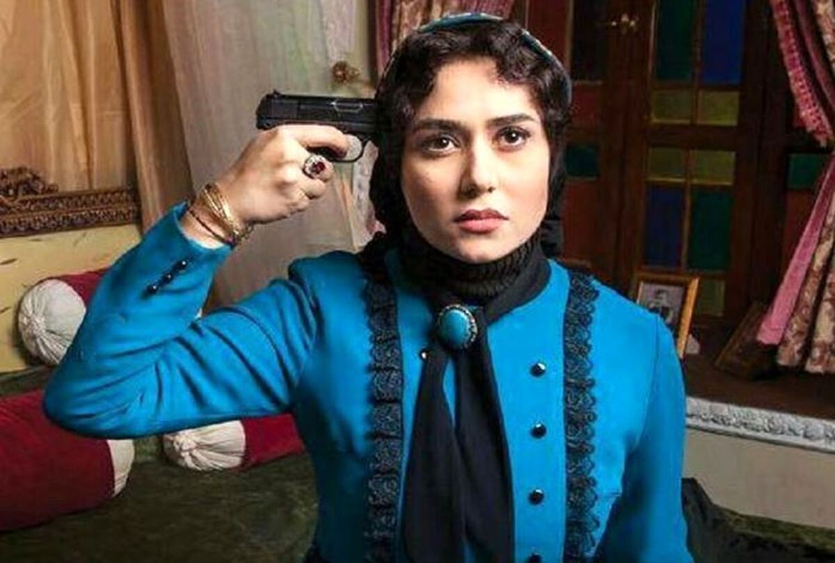 استایل‌های خانومی و شیک پریناز ایزدیار در آستانه ۴۰ سالگی را از دست ندهید/خانم‌های شیک پوش ایده بگیرید!