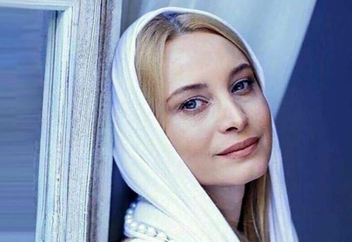چهره ناز و عروسکی مریم کاویانی با میکاپ روسی طرفدارانش را بیمارستانی کرد! +عکس
