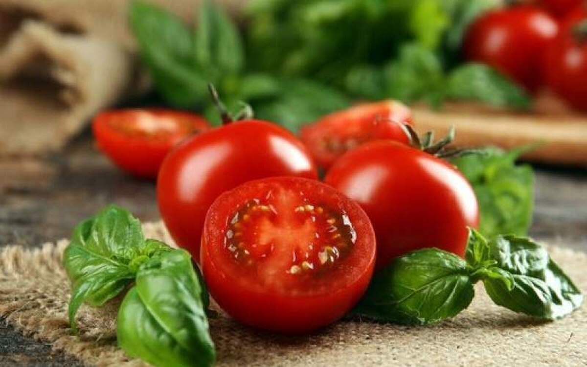 گوجه فرنگی باعث تشدید نقرس می‌شود؟