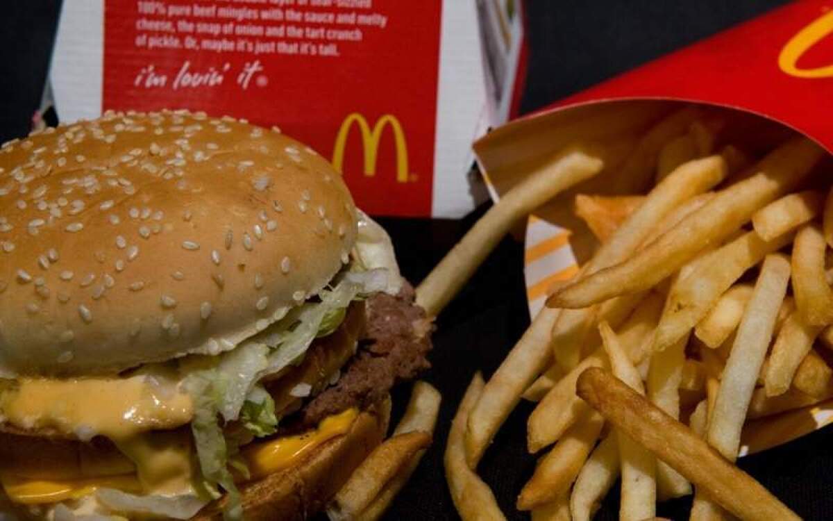 بعضی از غذا‌ها عمر شما را کم میکنند!
