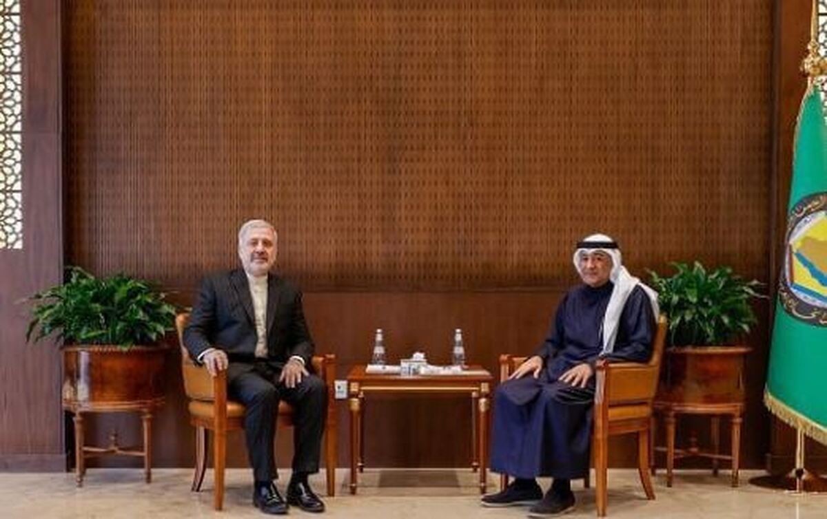 دیدار سفیر ایران با دبیرکل شورای همکاری خلیج فارس