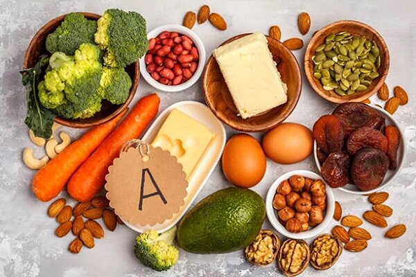 نقش ویتامین‌ها در رفع چروک و تیرگی دور چشم