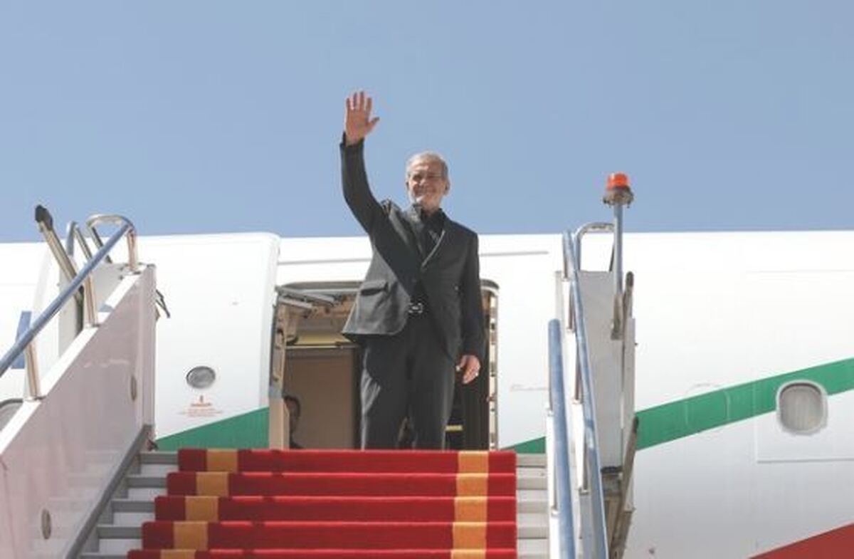 پزشکیان عازم مصر شد