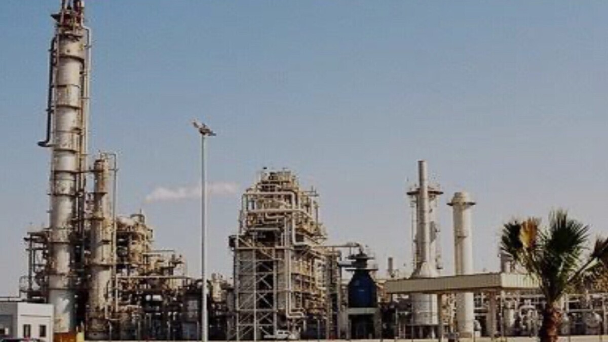 مصر| شرکت دولتی قیمت زیادی را برای دلار تعیین می‌کند