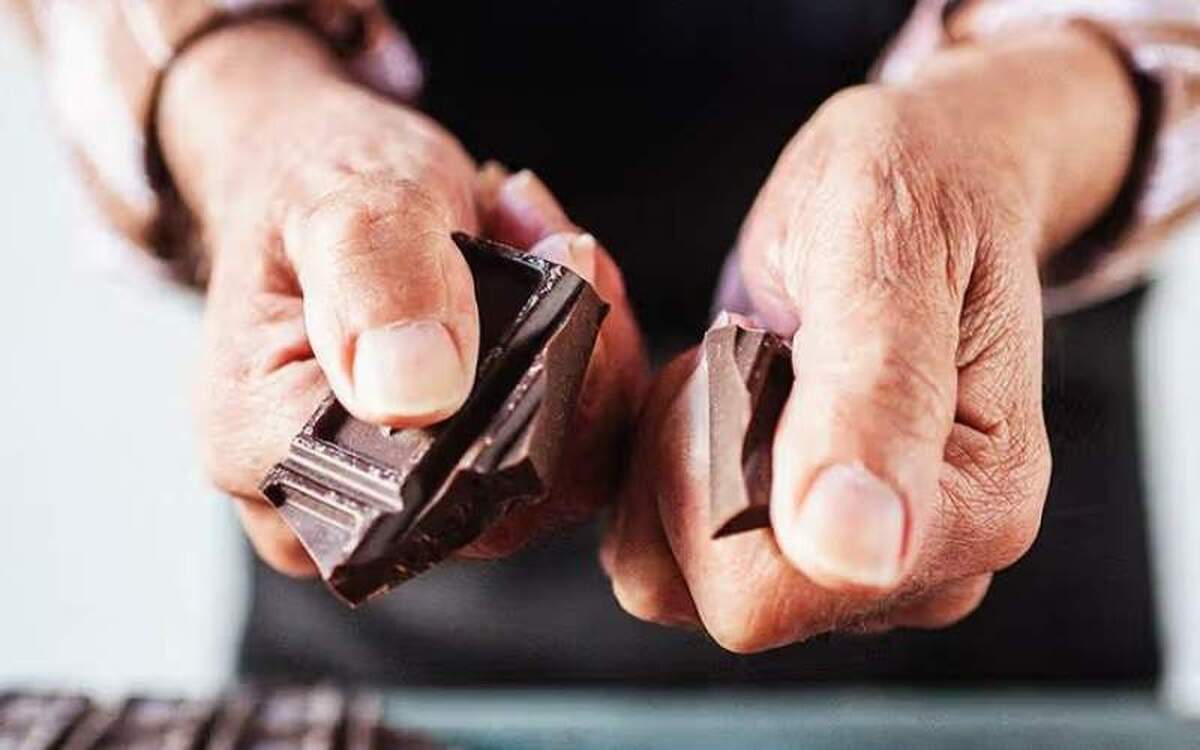 مصرف شکلات تلخ چه تاثیری بر دیابت دارد؟