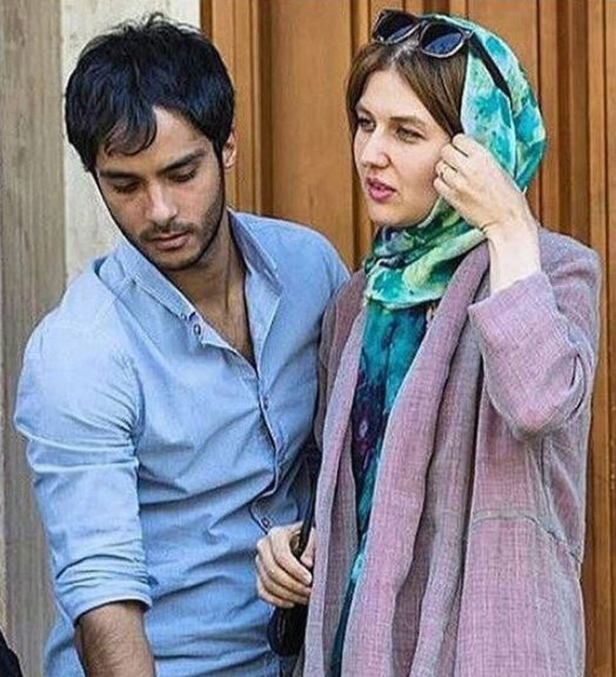 رونمایی همسر ساعد سهیلی از درخت تزئین شده کریسمسش/همه به استقابل یلدا رفتن خانم بازیگر به استقبال کریسمس!