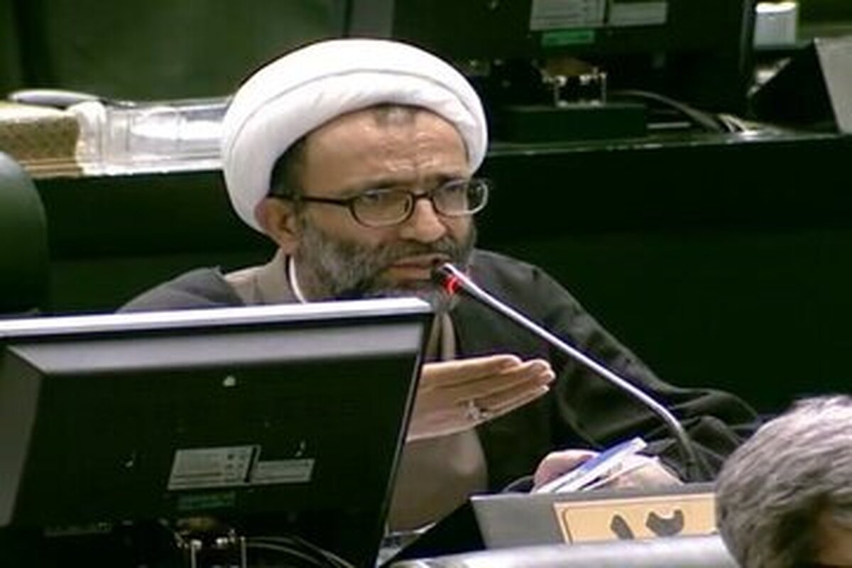 مسئولان مانع رفت آمد گروسی به کشور شوند