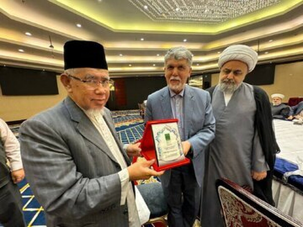 گردآوری و مشارکت رایزنی فرهنگی سفارت جمهوری اسلامی ایران در مالزی