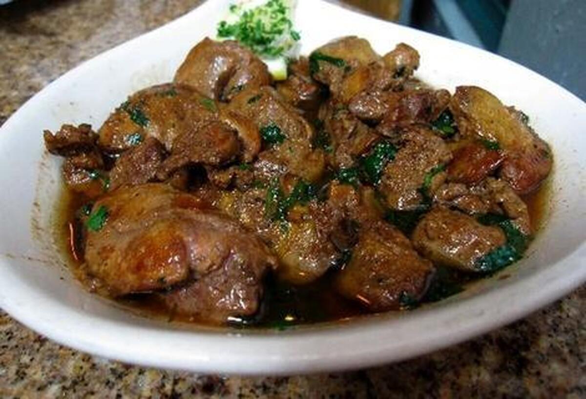 آموزش مرحله به مرحله تهیه خوراک جگر برای صبحانه