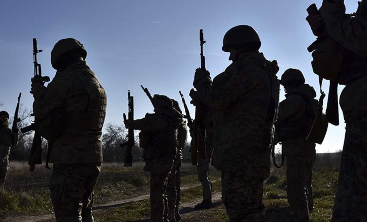 اکونومیست از آمادگی نیرو‌های مسلح اوکراین برای واگذاری مناطق در ازای صلح مطلع شد