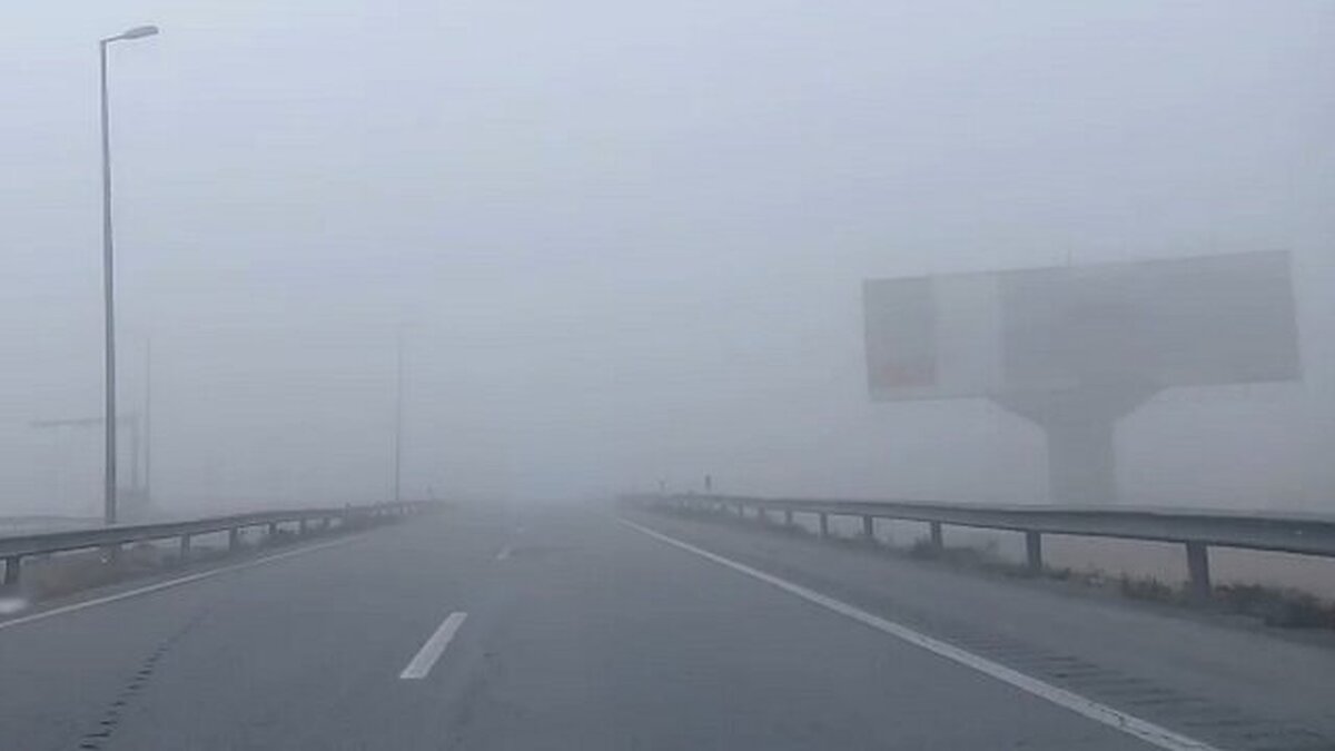 وزش باد و مه‌آلودگی در برخی محور‌های چهارمحال و بختیاری حاکم است