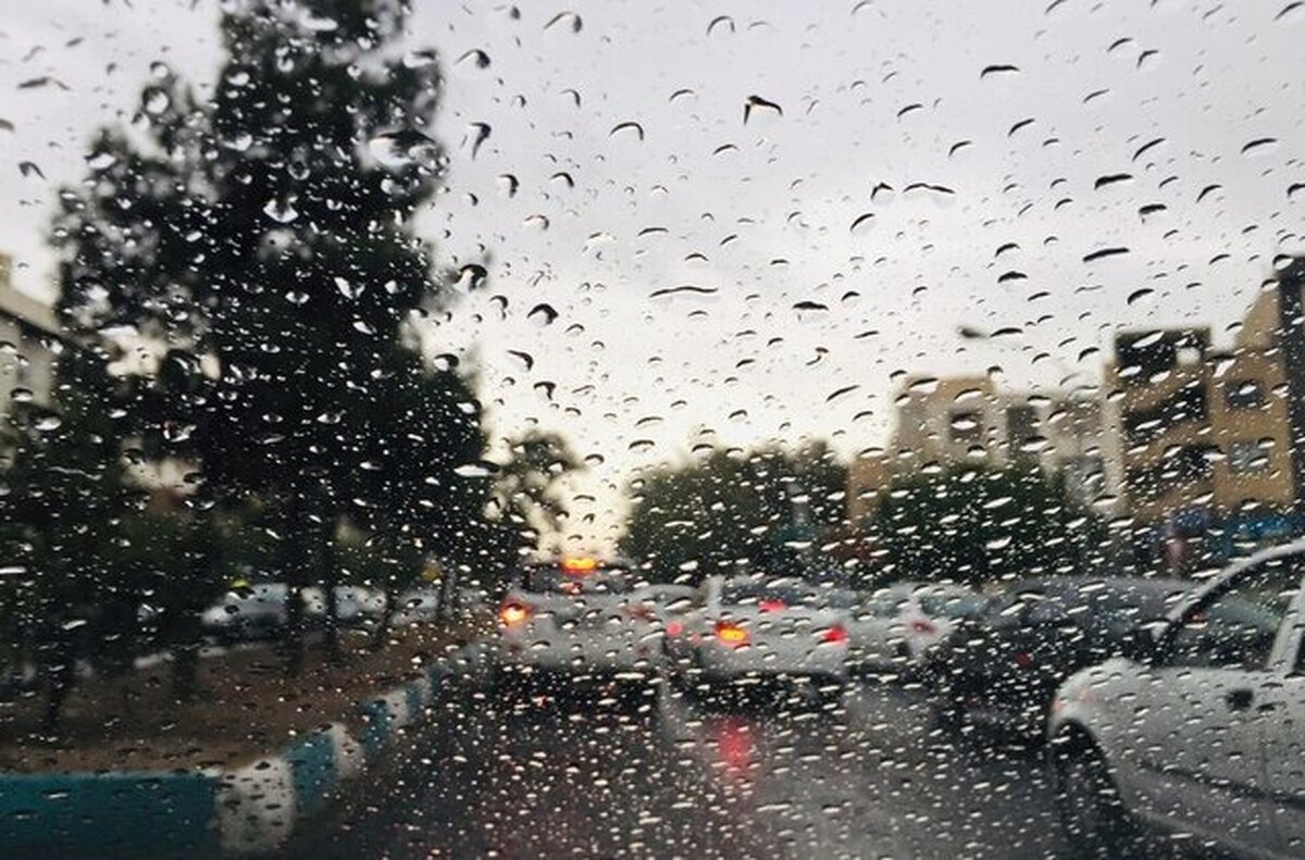 بارش باران و برف در ۱۲ محور فارس / تمام محور‌ها باز هستند