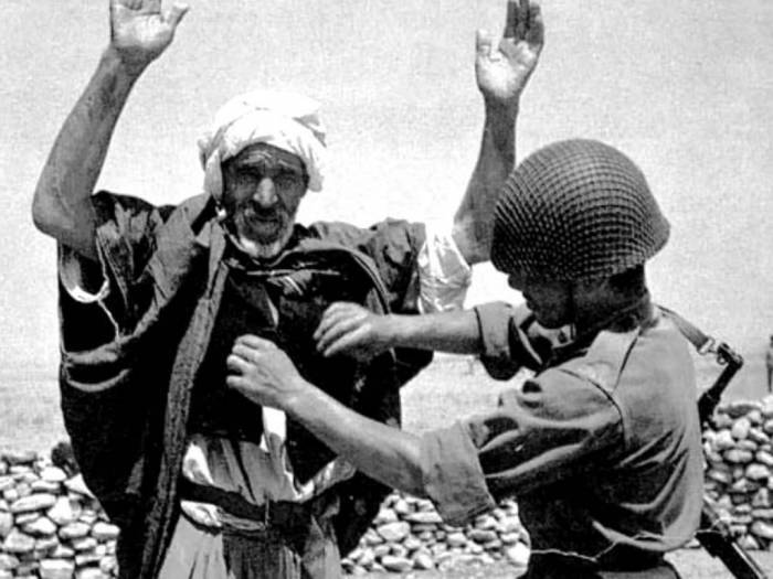 افسر فرانسوی: این روش‌های ما برای مبارزه با اعراب است، دوست من!