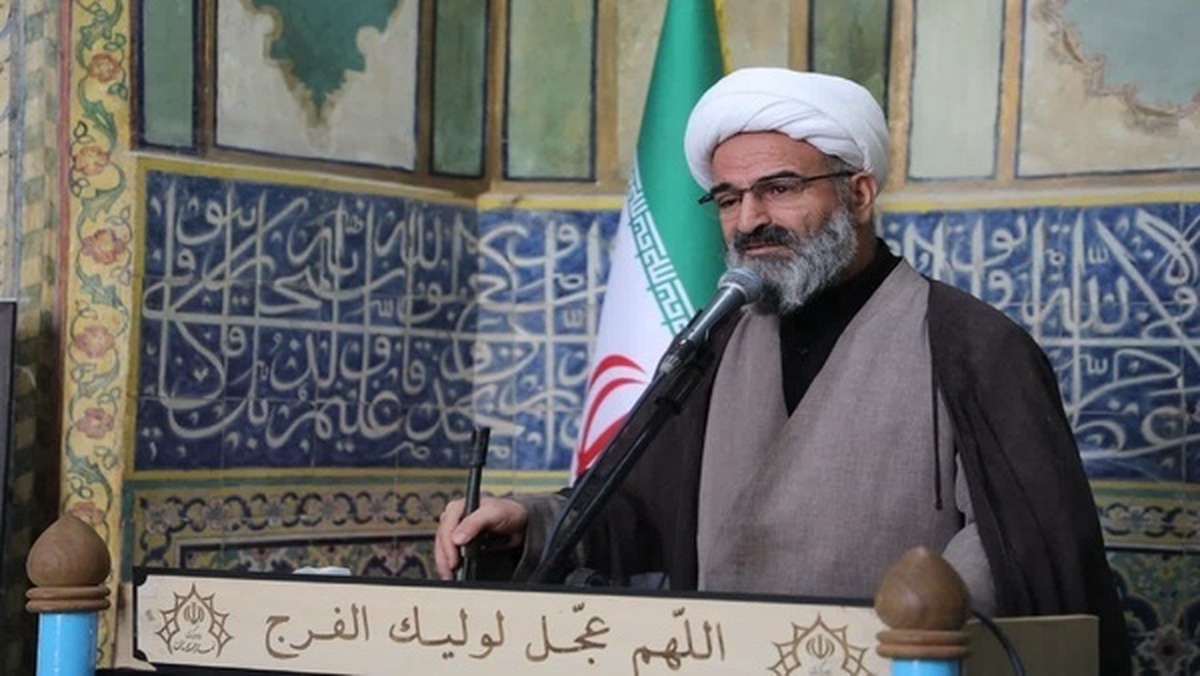 مسؤولان به گرامیداشت شهدای گمنام بیشتر توجه کنند