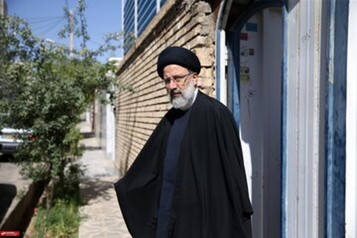 نصب تندیس شهدای دولت سیزدهم در سطح شهر تهران