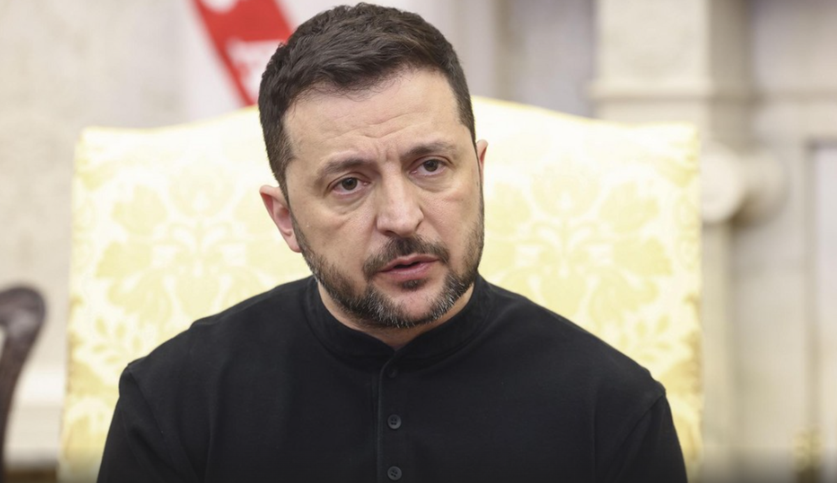 مشخص شد که چرا مکالمه تلفنی بین زلنسکی و ماکرون شکست خورد