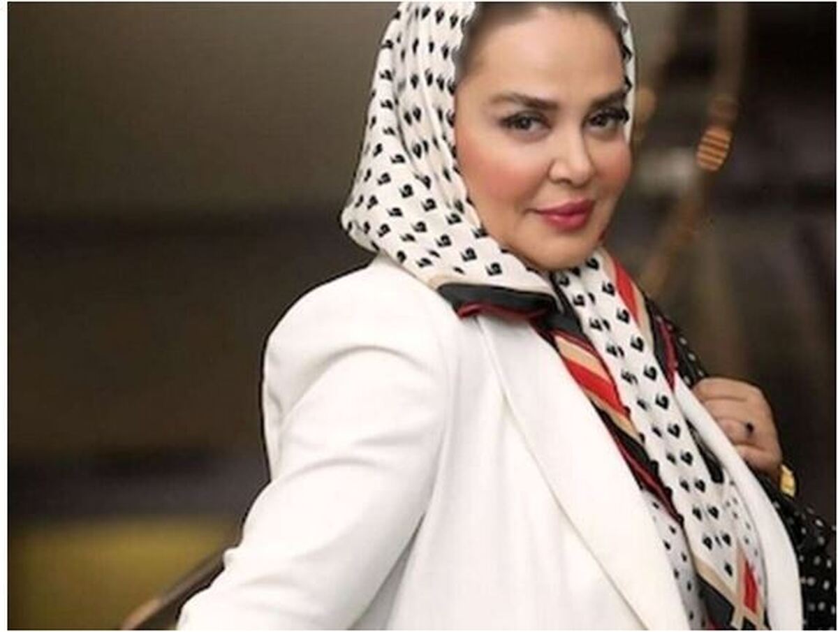 ریخت و پاش بهاره رهنما و همسر سابقش برای کارت‌های عروسی شان با استفاده از روکش طلا!