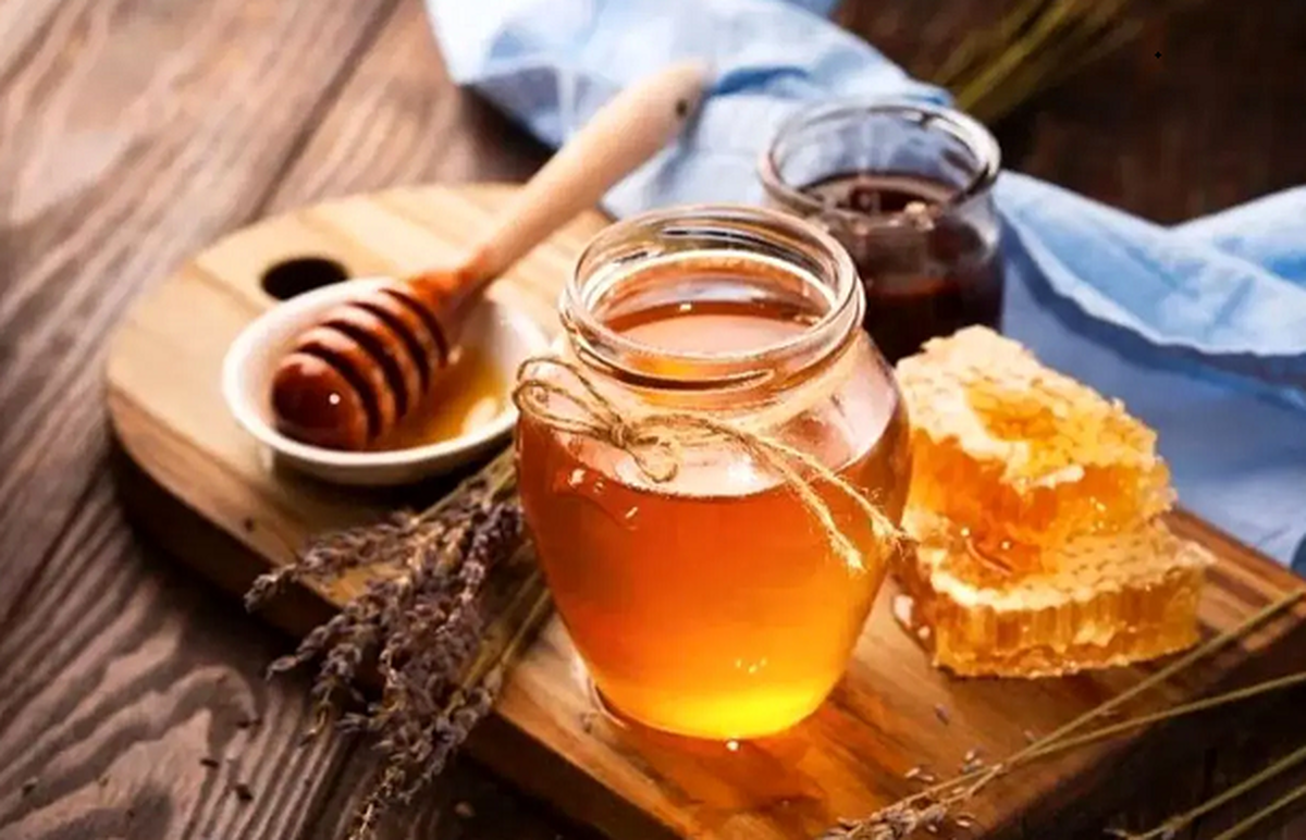 عسل چه بیماری‌هایی را درمان میکند؟