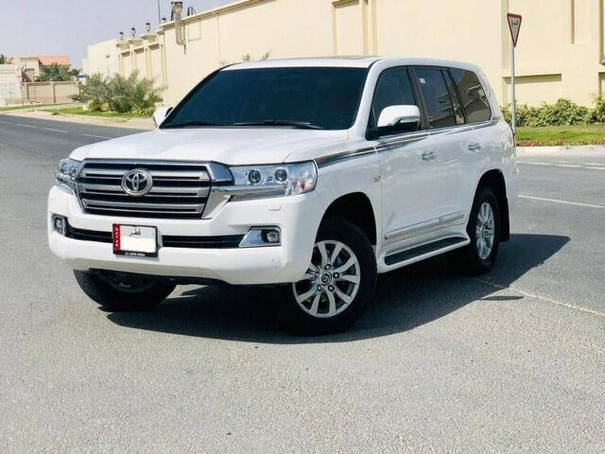 ضبط خودرو لندکروز قاچاق در یاسوج