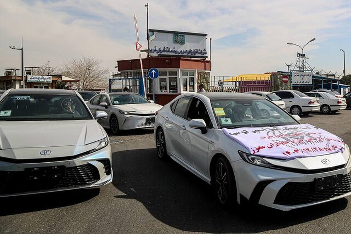 ترخیص نخستین پارت واردات قطعی خودرو‌های جانبازان ایمان مهر اسپرلوس