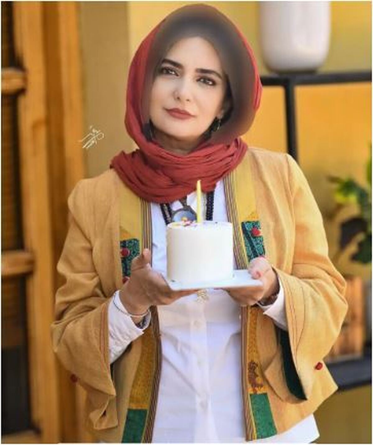 تجدید خاطرات دوران کودکی با بازسازی این عکس خانوادگی لیندا کیانی و خواهر و برادرانش