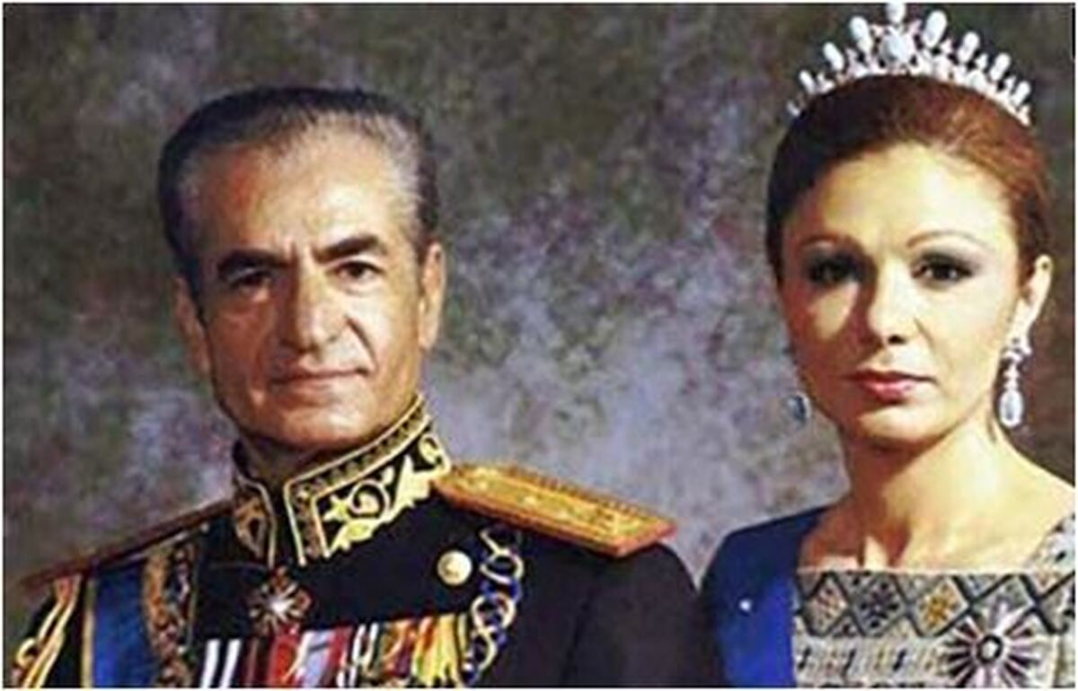 تصویر کمتر دیده شده از دیدار محمدرضا پهلوی و فرح با بابانوئل!