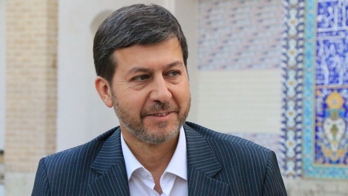 استاندار اصفهان: مسائل اقتصادی باید در اولویت قرار گیرد