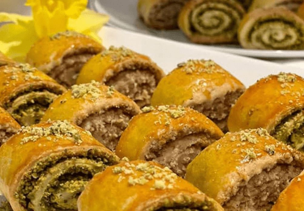 شیرینی نازک پسته‌ای را به سبک قزوینی‌ها درست کنید