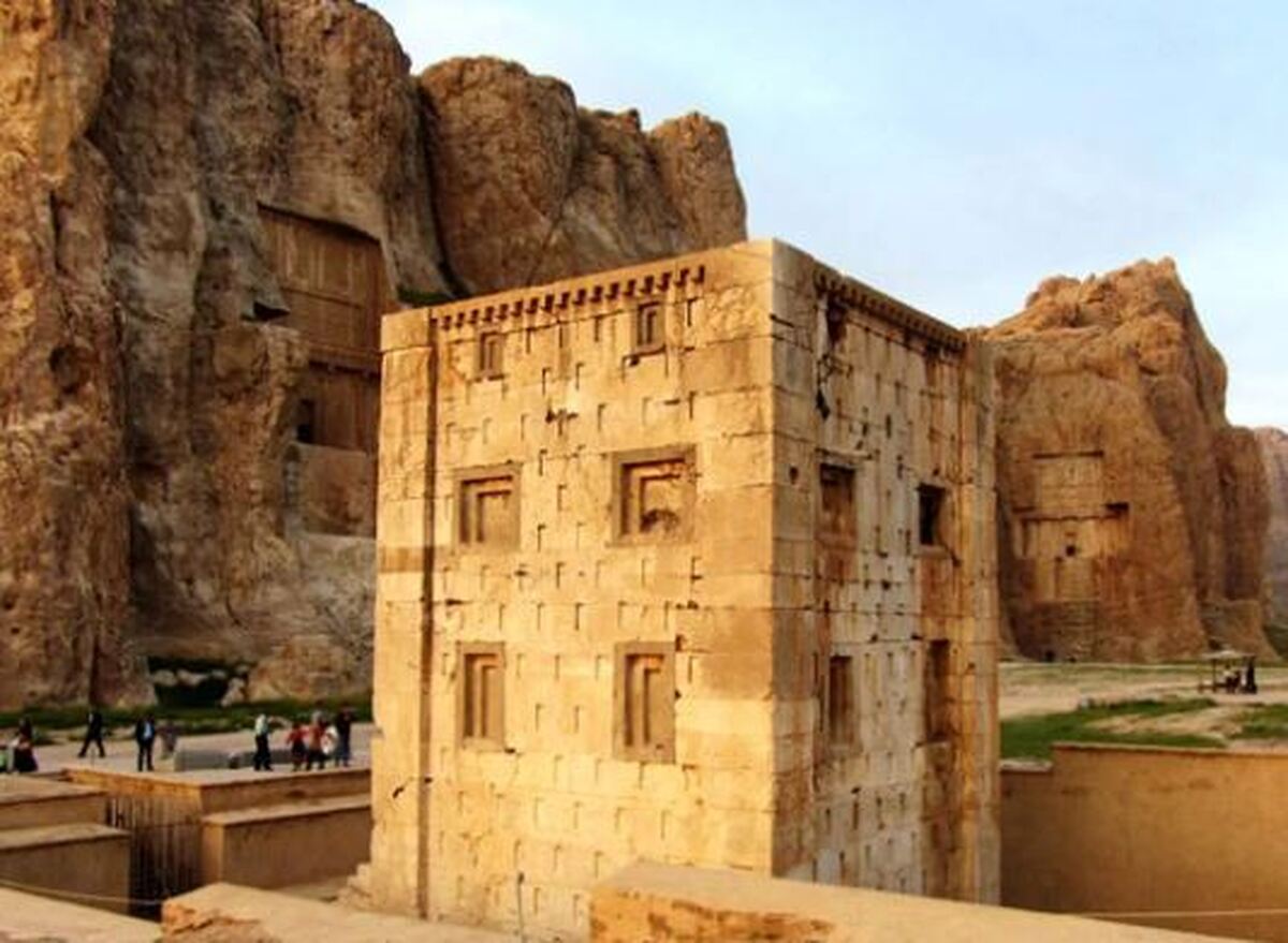 کعبه زرتشت؛ بنایی رازآلود و اسرارآمیز در نزدیکی تخت جمشید