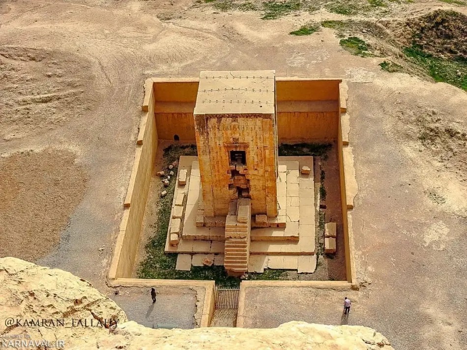 کعبه زرتشت؛ بنایی رازآلود و اسرارآمیز در نزدیکی تخت جمشید