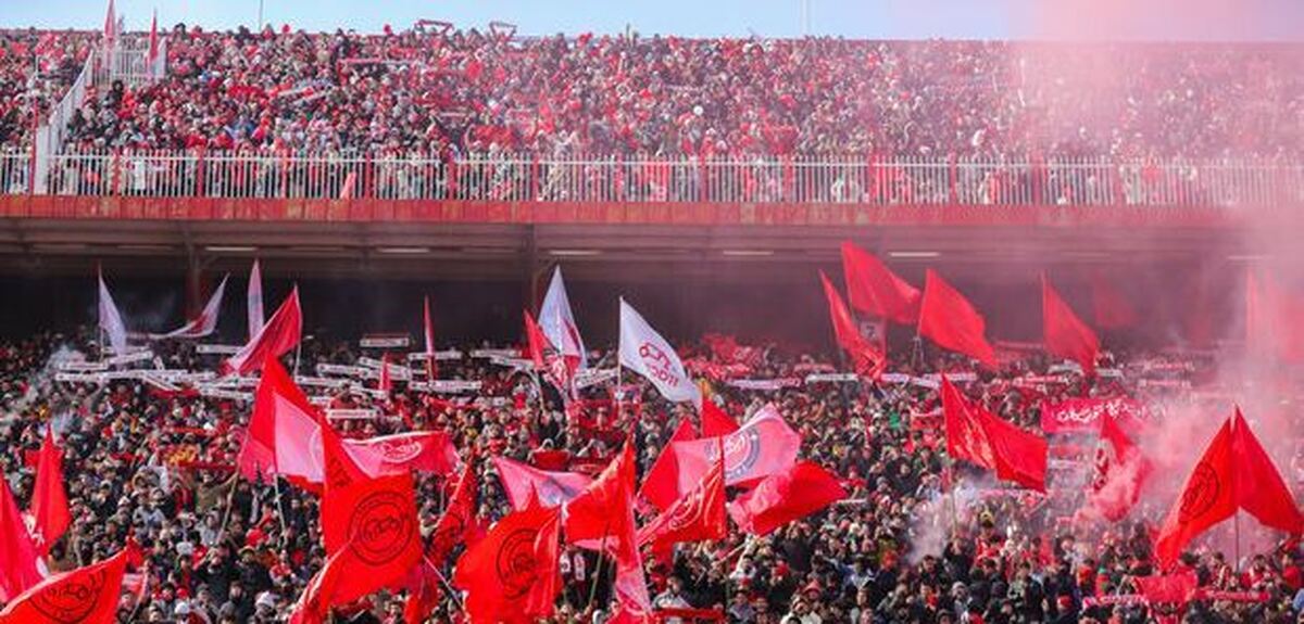 ۳۰ دستگاه دوچرخه هدیه هواداران تراکتور در دیدار با استقلال تهران