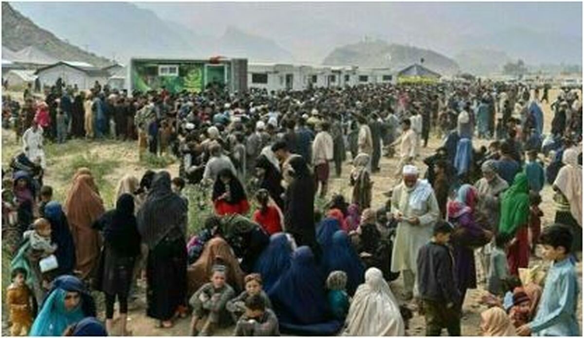 افغان‌ها در حال ترک خاک پاکستان