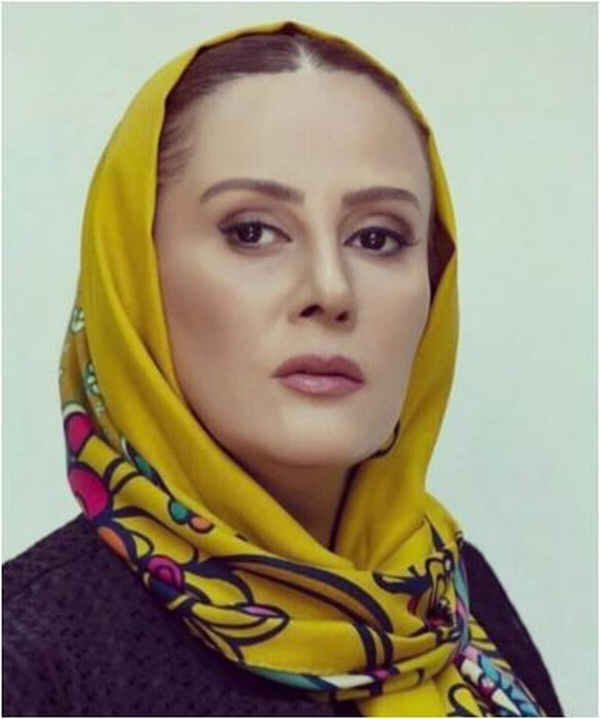 پرتره پر بازدید از شیوا خسرومهر با استایل جدیدش به سبک فرانسوی‌ها را از دست ندهید