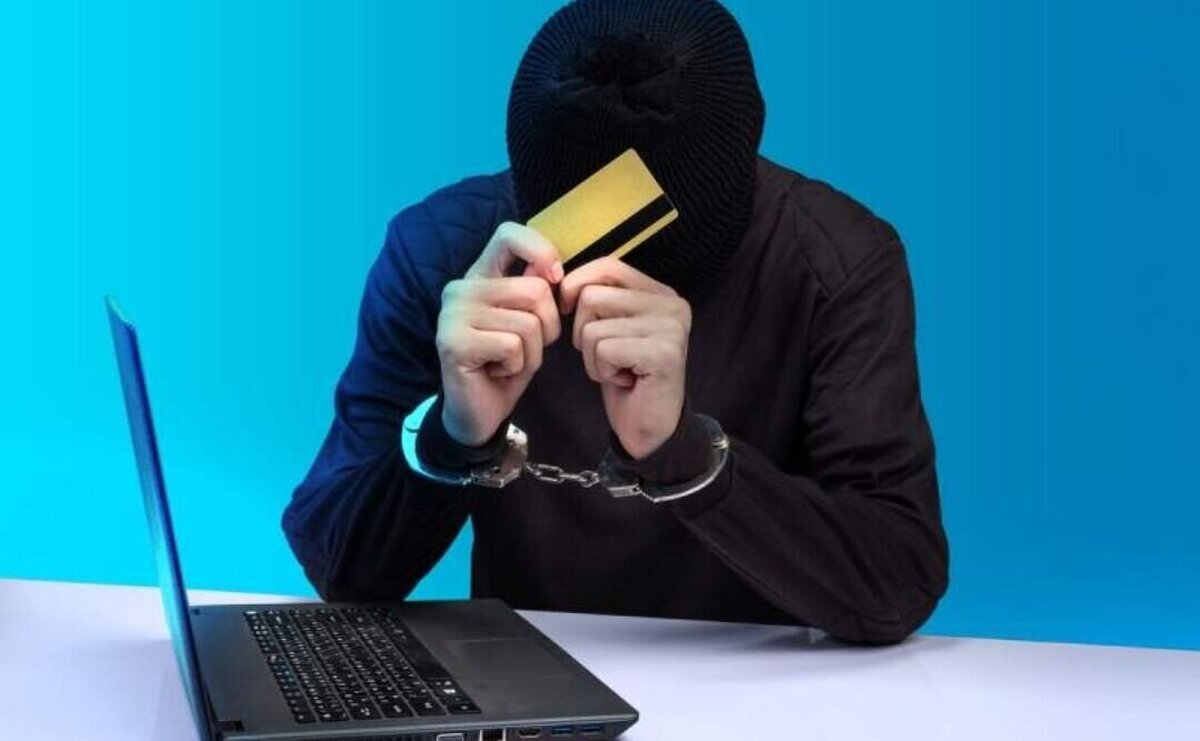 پلیس فتا از شناسایی و دستگیری ۶ نفر از اعضای باند اسکیمینگ خبر داد