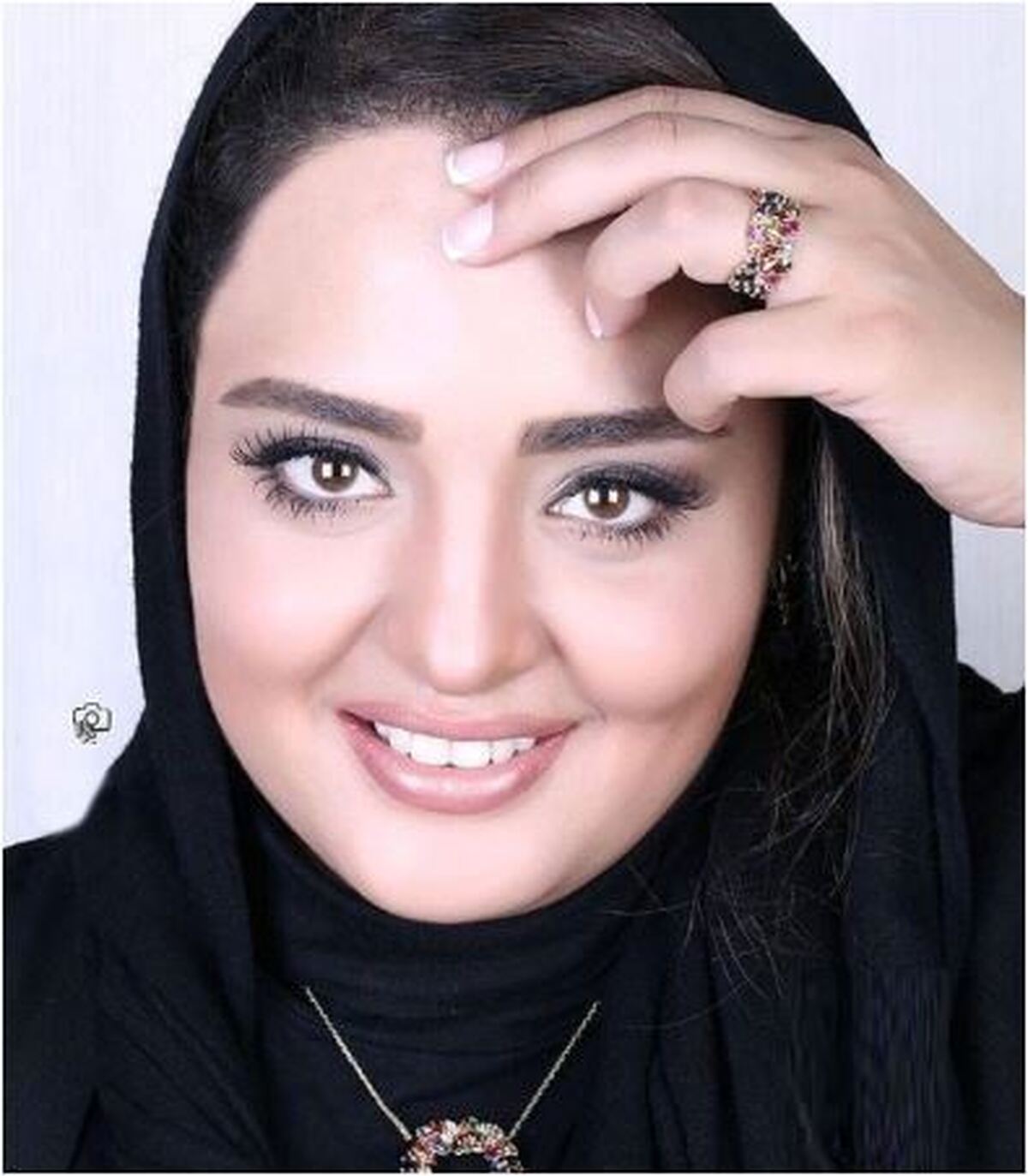 سلفی پر بازدید و نکته دار نرگس محمدی و خواهرش را از دست ندهید+عکس