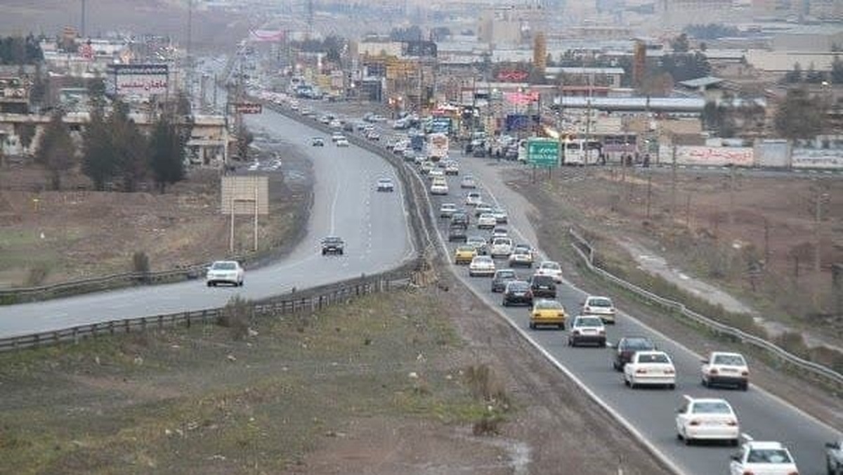 ۱۳ فروردین امسال بیش از ۱۶۵ هزار خودرو به استان قم وارد شد