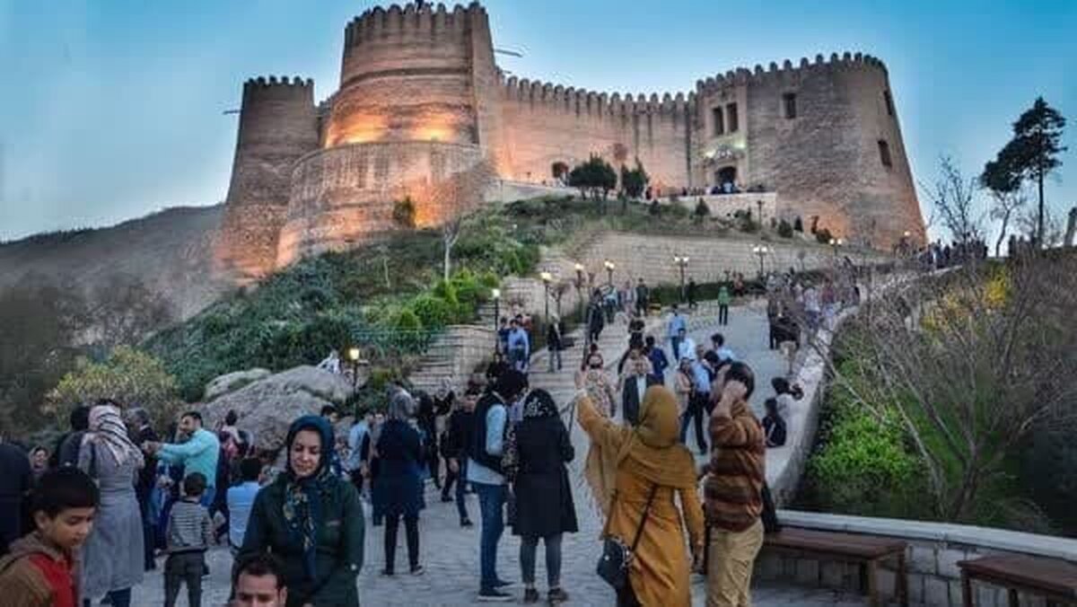 فلک‌الافلاک در رتبه پنجم پربازدیدترین جاذبه‌های گردشگری ایران