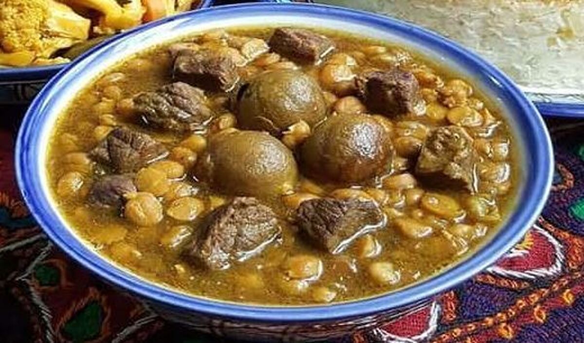 قیمه یزدی معروف را با چند قلم مواد به سبک معروف‌ترین بلاگر‌های این استان درست کنید