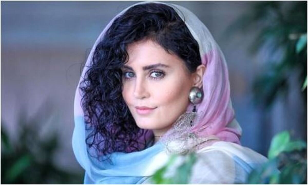 سفر دو نفره الناز شاکردوست و خواهر پایه اش به کاشان دیدن دارد!
