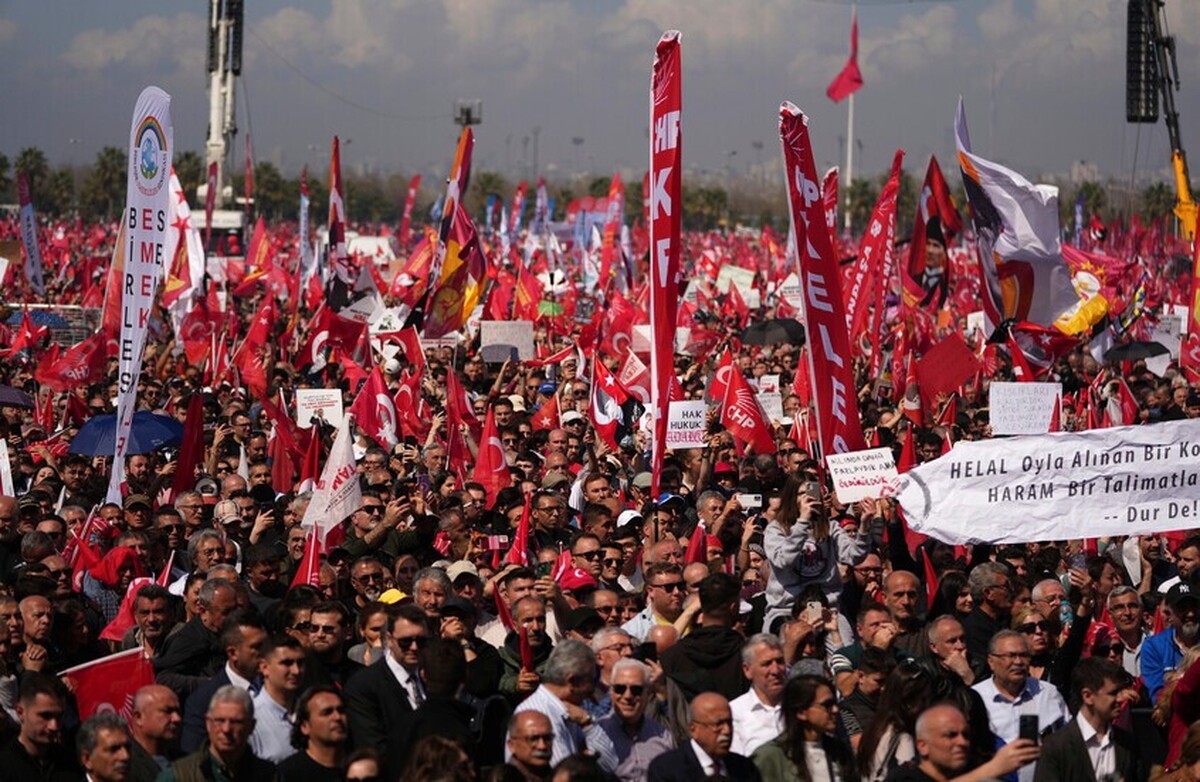 متحد اردوغان: اپوزیسیون در تلاش است تا در ترکیه هرج و مرج ایجاد کند