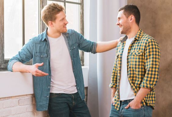 چگونه در برخورد اول با زبان بدن خود تأثیر مثبت روی دیگران بگذاریم؟