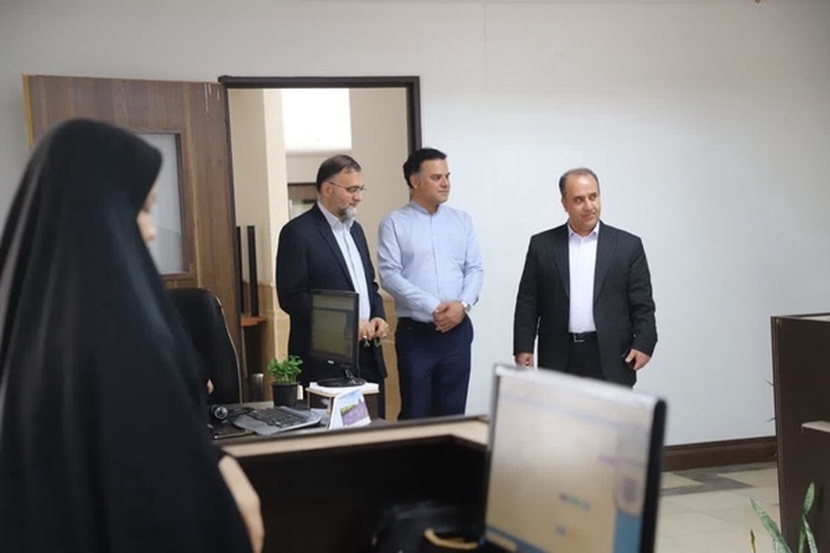 اهمیت تربیت نیروی متخصص در سامانه ۱۳۷ / ارتقای رضایت زائران از خدمات نوروزی شهرداری قم