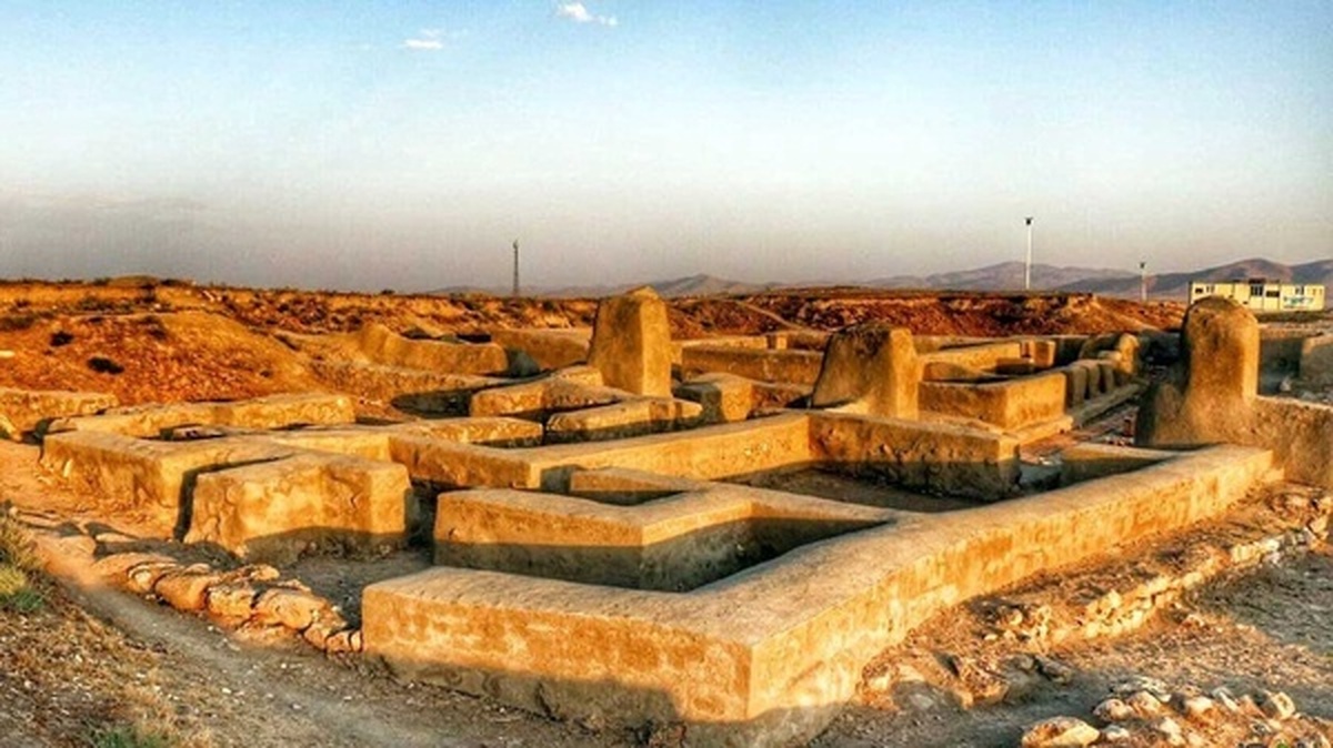 بازدید ۱۰هزار گردشگر از تپه تاریخی حسنلو در آذربایجان غربی