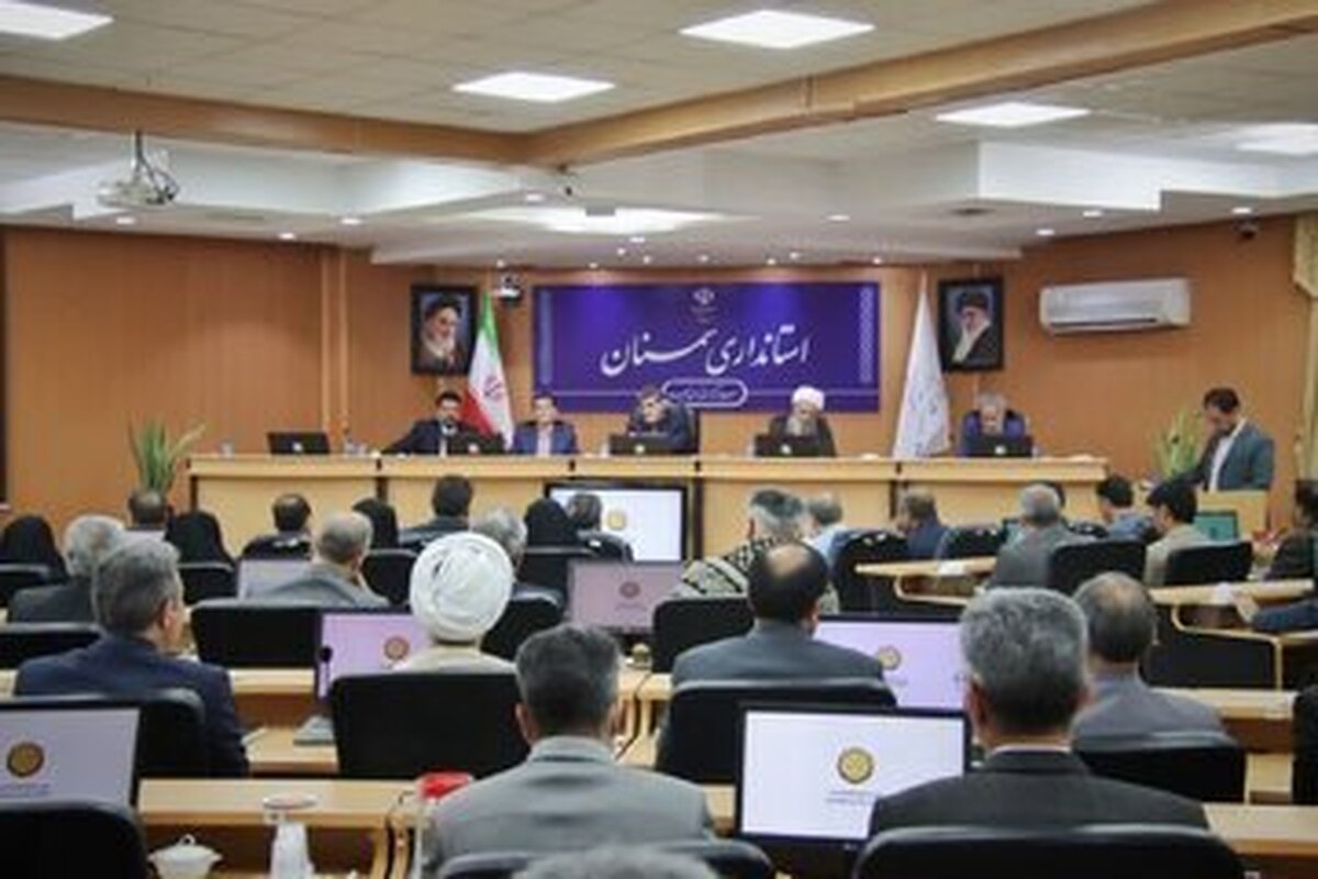 تأکید استاندار سمنان برای برطرف کردن موانع در مسیر سرمایه گذاری