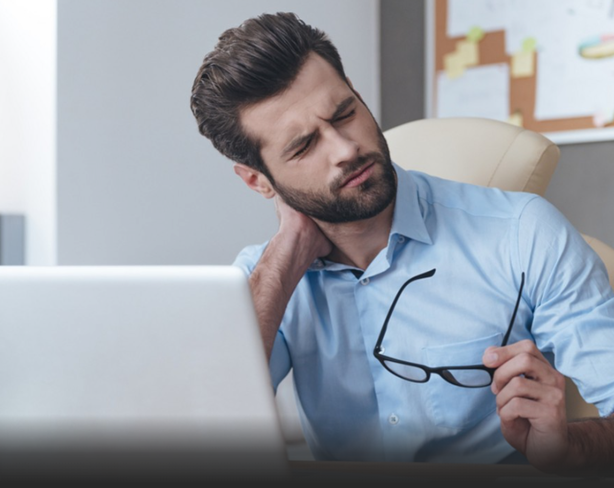 سه راه برای خلاص شدن از شر گرفتگی گردن برای همیشه نامگذاری شده است